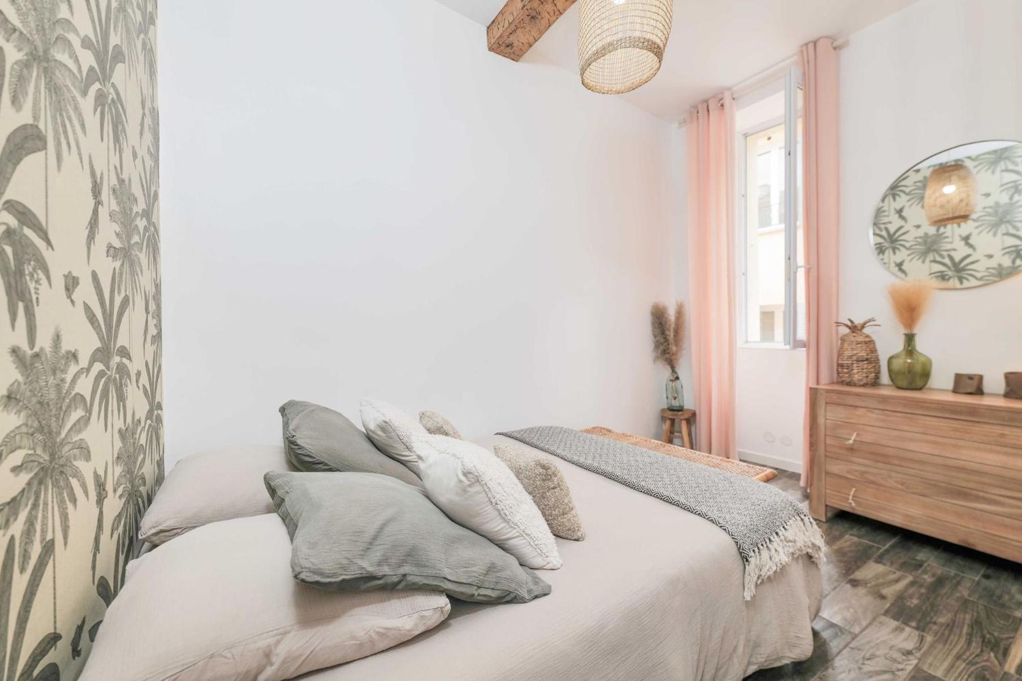 Saint Tropez - Old Village - Modern & Cosy Apartments Екстер'єр фото